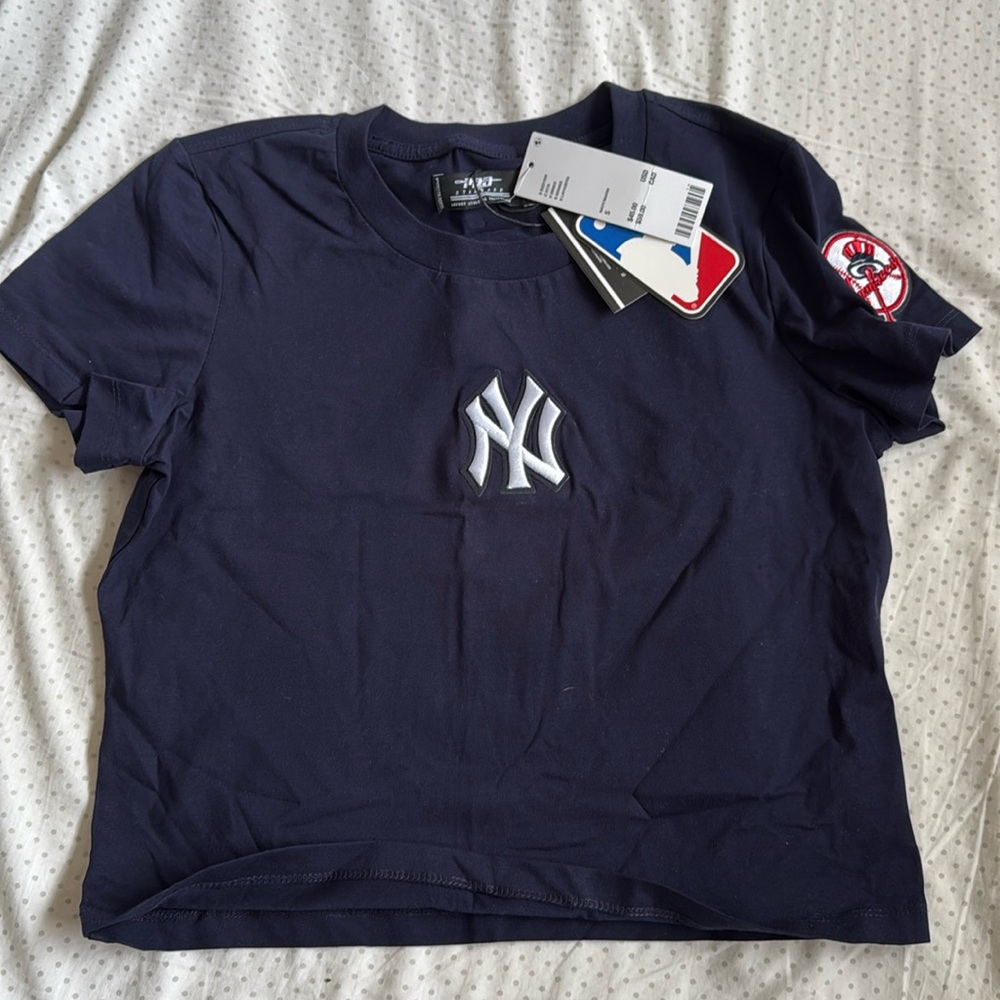 Cropped NY Yankees T-shirt